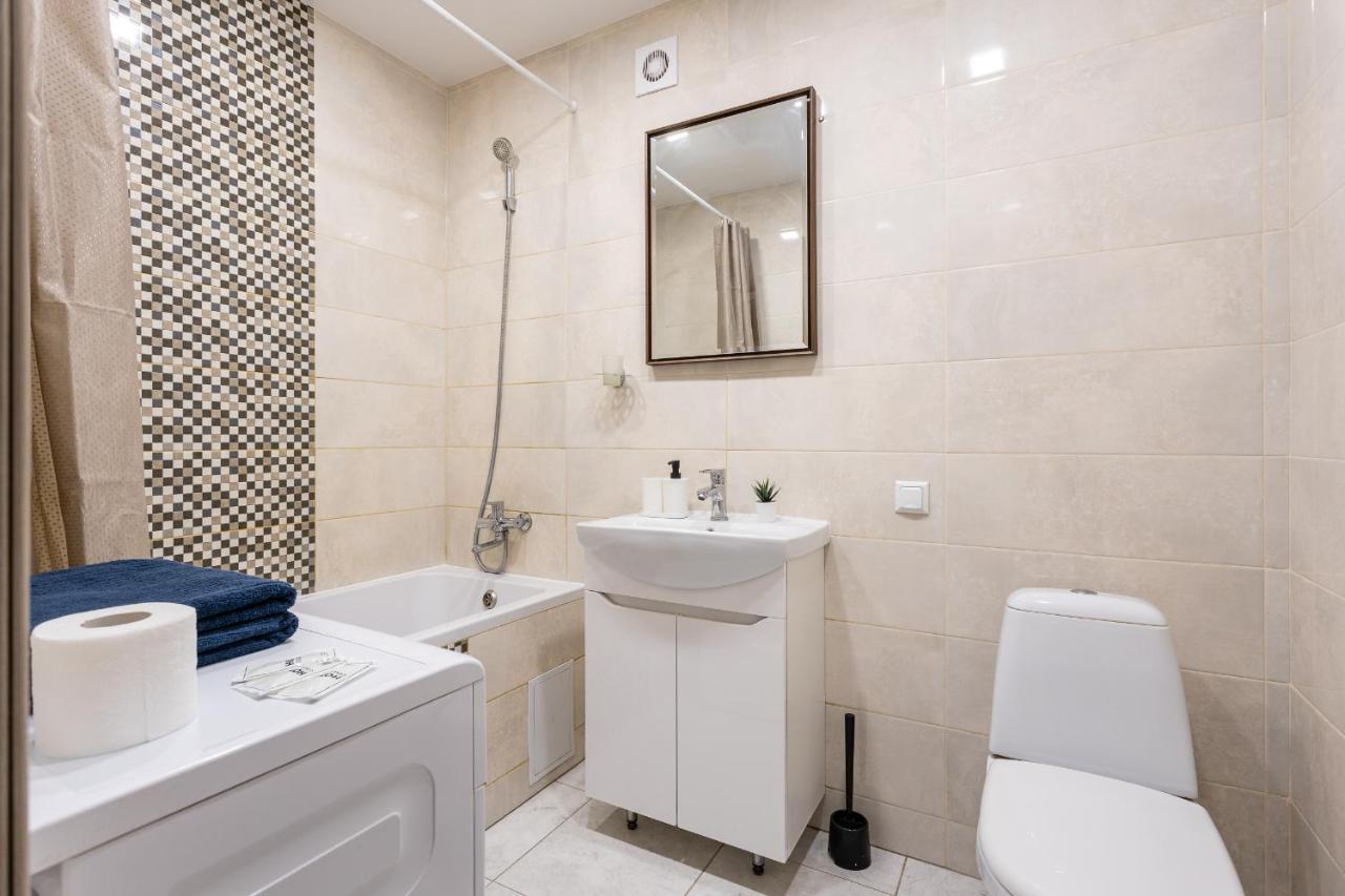 0131 Apartment Near Zhulyany Airport New Complex Kiev Buitenkant foto